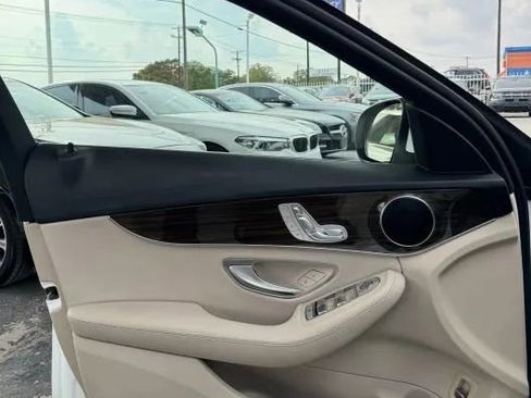 Used 2018 Mercedes-Benz C 300 Sedan image 20