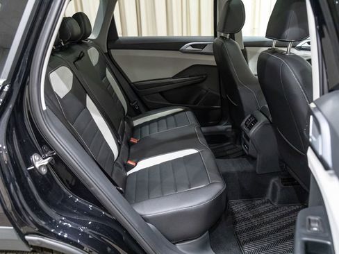 New 2026 Volkswagen Taos SEL AWD/4WD image 13
