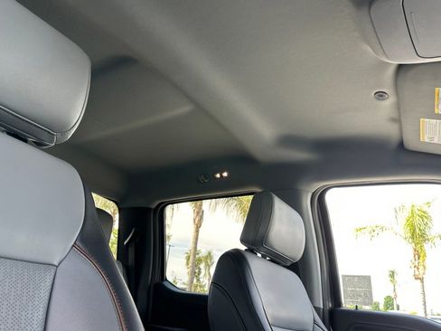 Used 2025 Ford F150 Lariat AWD/4WD image 17