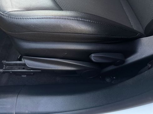 Used 2025 Jeep Compass Trailhawk image 27