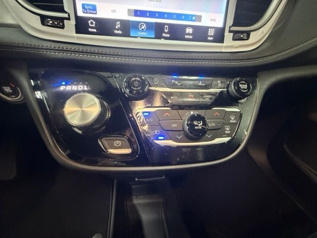 New 2027 Chrysler Pacifica Select FWD image 18