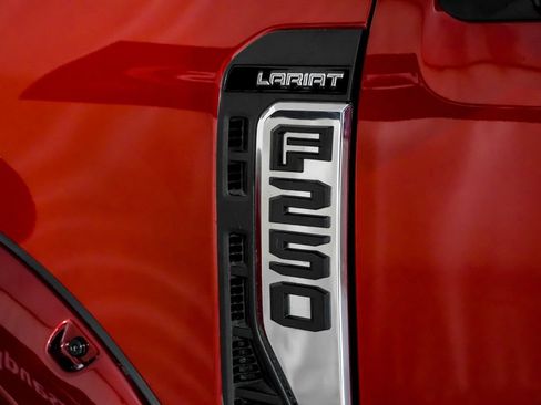 Used 2023 Ford F250 Lariat w/ Chrome Package AWD/4WD image 45