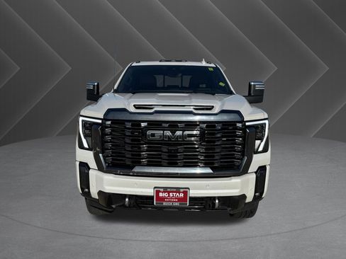 Used 2024 GMC Sierra 2500 Denali Ultimate AWD/4WD image 3
