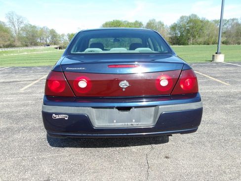 Used 2002 Chevrolet Impala w/ Preferred Equipment Group image 4