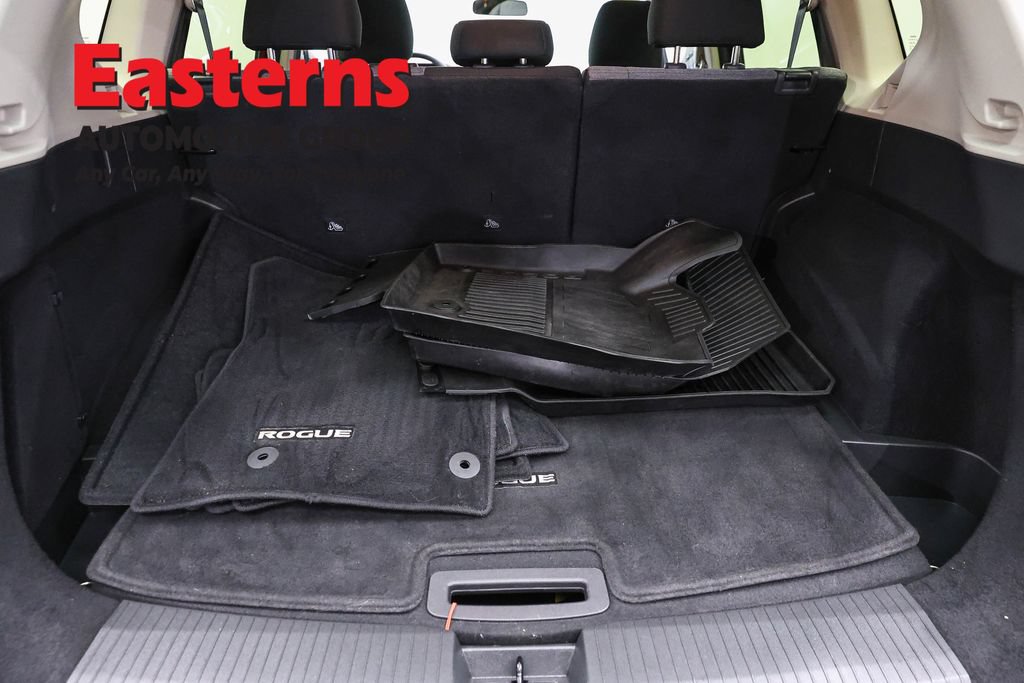 Used 2023 Nissan Rogue SV AWD/4WD image 10