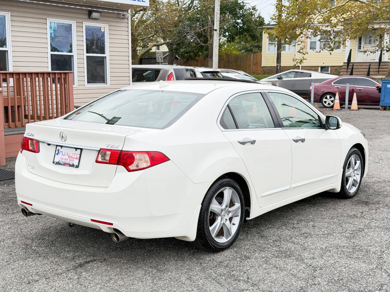 Used 2011 Acura TSX Sedan FWD image 4
