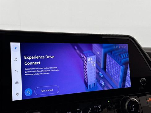 Used 2023 Toyota Highlander Platinum image 7