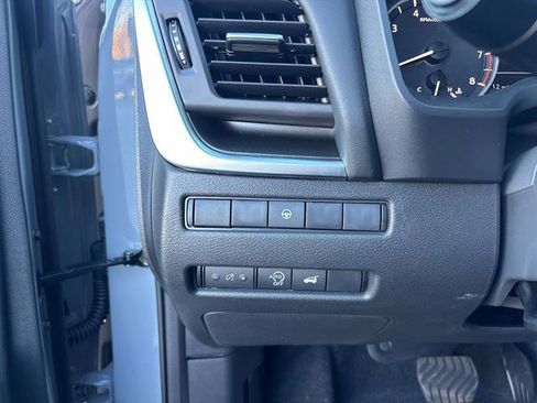 Used 2026 Nissan Rogue SV image 16