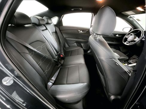 Used 2024 Kia Forte GT-Line image 25