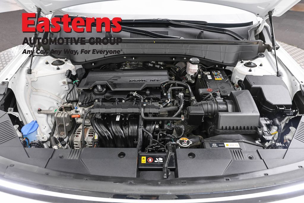 Used 2024 Hyundai Kona SEL FWD image 9
