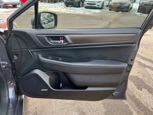 Used 2016 Subaru Legacy 2.5i Limited image 21
