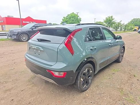 Used 2023 Kia Niro Wind w/ Wind Preserve Package FWD image 6