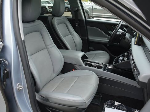 Used 2022 Lincoln Corsair Reserve w/ Equipment Group 201A image 22