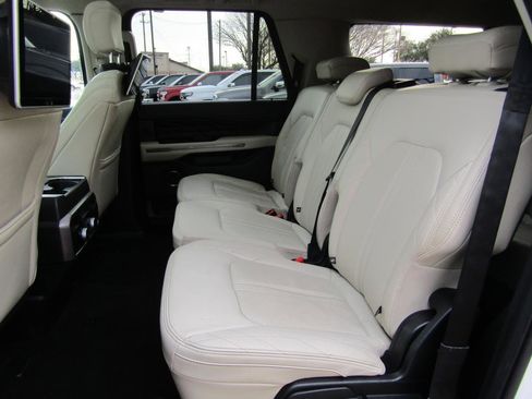 Used 2019 Ford Expedition Max Platinum image 10