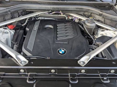 Used 2022 BMW X5 sDrive40i w/ Parking Assistance Package image 24