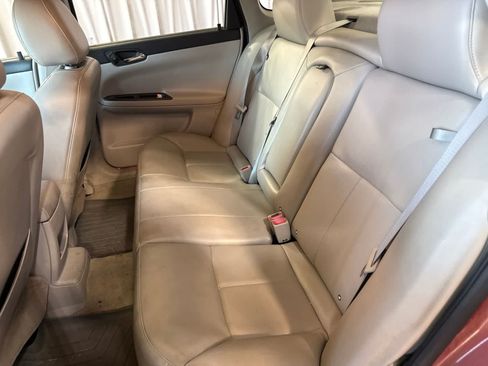 Used 2014 Chevrolet Impala LTZ FWD image 17