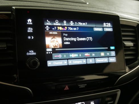 Used 2019 Honda Pilot Touring image 22