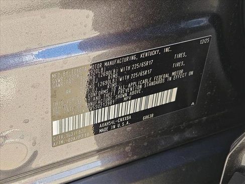 Used 2025 Toyota RAV4 LE AWD/4WD image 18