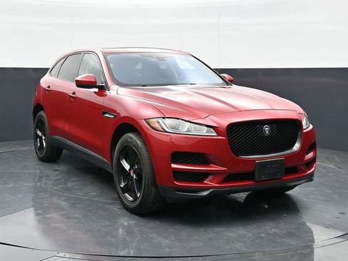 Used 2019 Jaguar F-PACE Premium AWD/4WD image 4