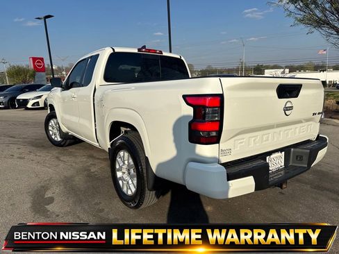 Used 2024 Nissan Frontier SV w/ SV Convenience Package AWD/4WD image 7