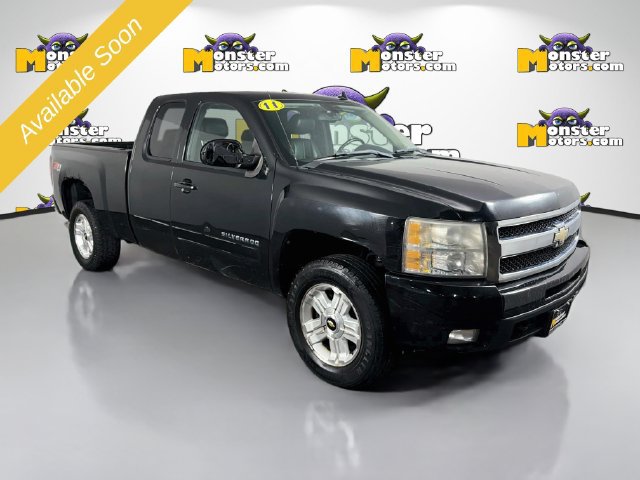 Used 2011 Chevrolet Silverado 1500 LTZ w/ Suspension Package, Off-Road AWD/4WD image 3