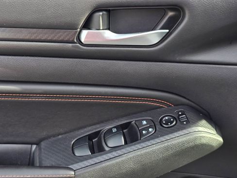 Used 2019 Nissan Altima 2.5 SR w/ SR Premium Package FWD image 9