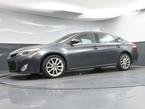 Used 2013 Toyota Avalon XLE Touring FWD image 20