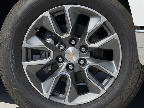 New 2026 Chevrolet Silverado 1500 LT w/ Texas Edition Plus image 9