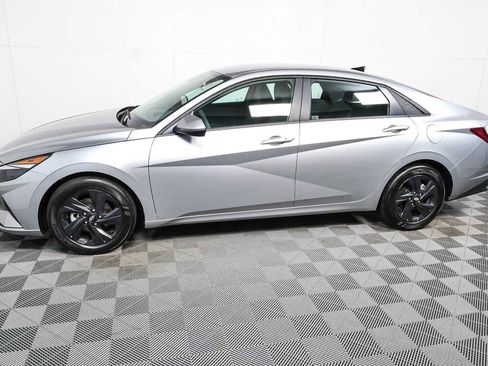 Used 2023 Hyundai Elantra SEL FWD image 26