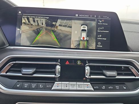 Used 2023 BMW X5 xDrive40i w/ Climate Comfort Package image 24