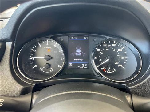 Used 2019 Nissan Rogue Sport S image 14