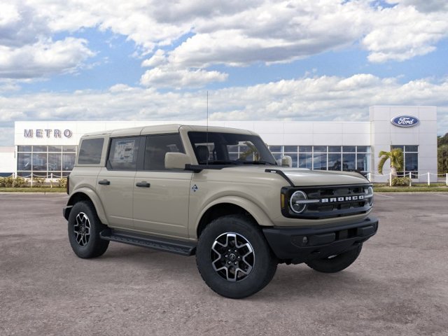 New 2026 Ford Bronco Outer Banks AWD/4WD image 7