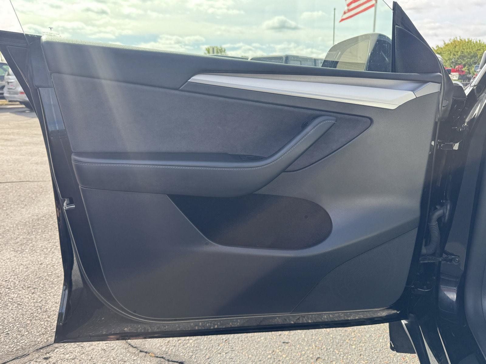 Used 2022 Tesla Model Y Performance AWD/4WD image 12