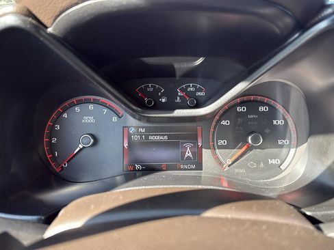 Used 2015 GMC Canyon SLT image 10