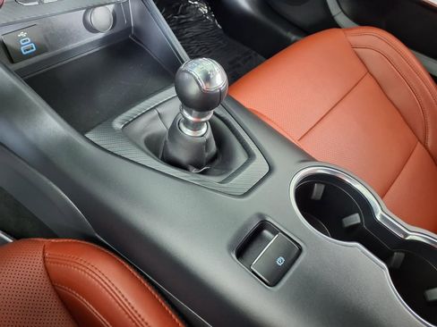 Used 2025 Ford Mustang GT Premium RWD image 17