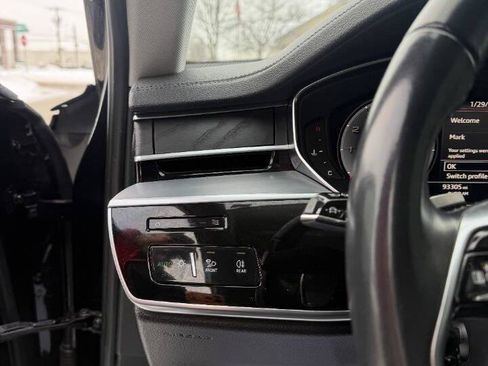 Used 2019 Audi A8 L 3.0T w/ Executive Package image 18