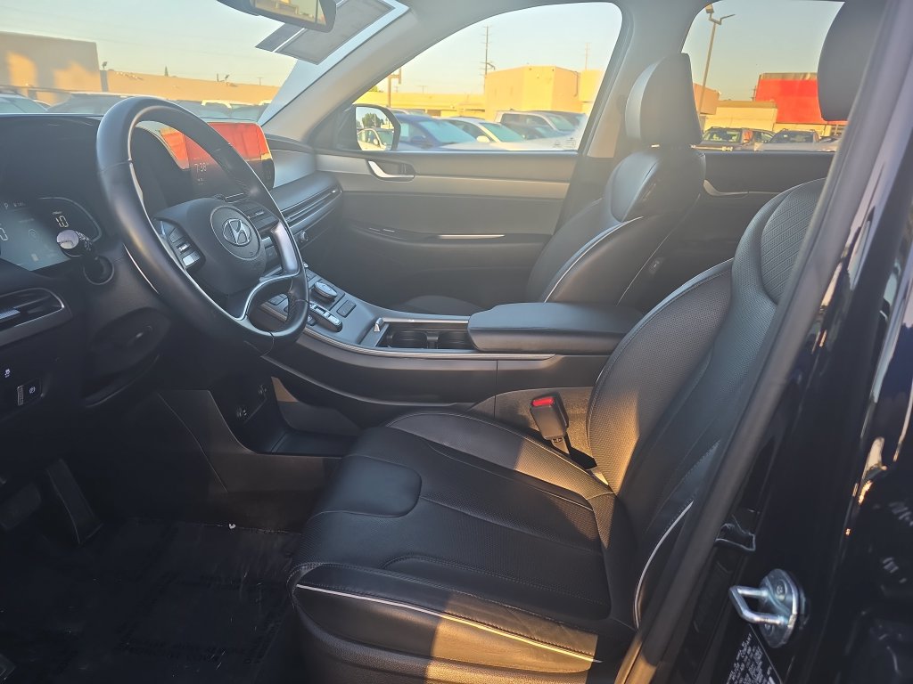 Used 2025 Hyundai Palisade SEL FWD image 9
