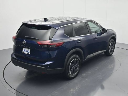 Used 2026 Nissan Rogue SV FWD image 32