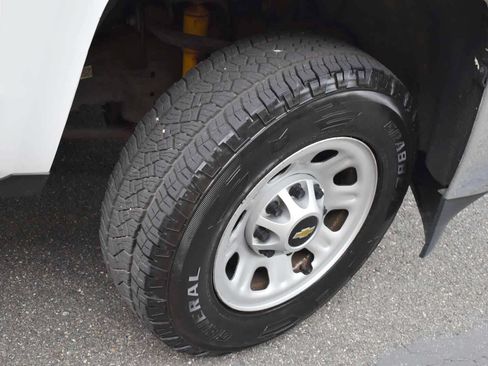 Used 2018 Chevrolet Silverado 3500 W/T RWD image 37