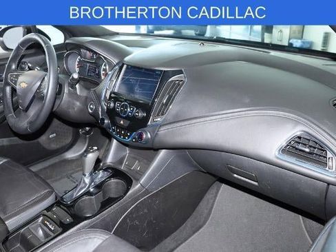 Used 2017 Chevrolet Cruze Premier FWD image 29