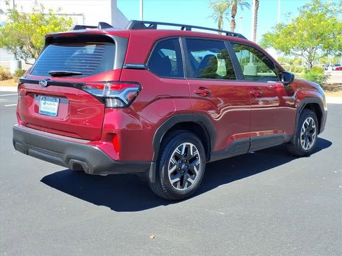 Certified 2025 Subaru Forester image 7