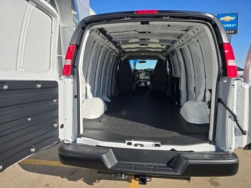 New 2025 Chevrolet Express 2500 Extended w/ Driver Convenience Package image 4