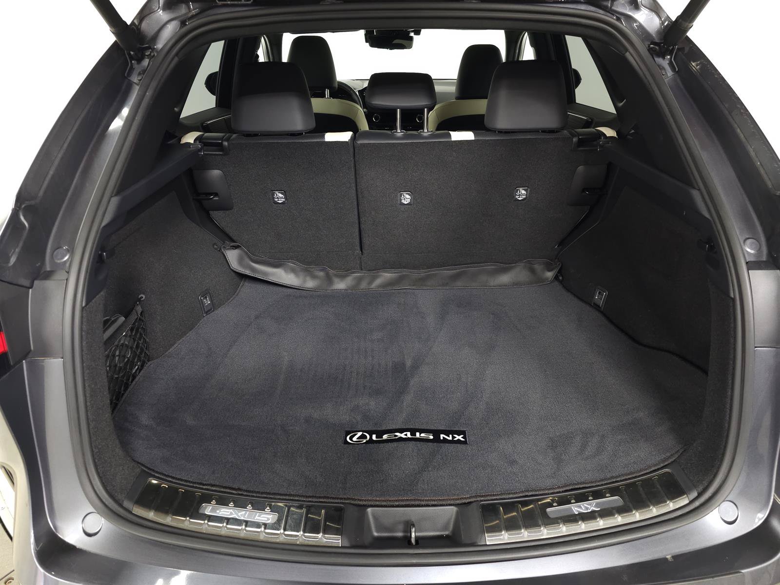 Used 2024 Lexus NX 350h AWD w/ Vision Package image 7