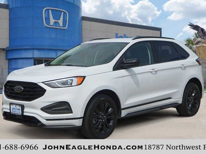 Used 2023 Ford Edge SE w/ Black Appearance Package