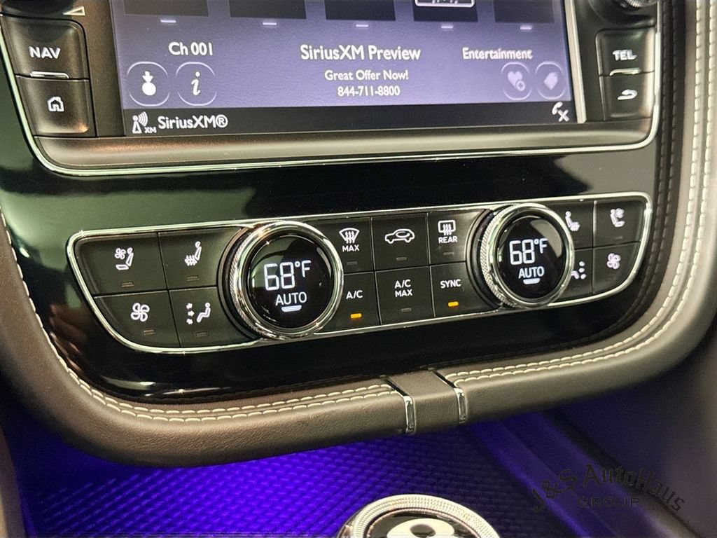 Used 2018 Bentley Bentayga AWD/4WD image 21