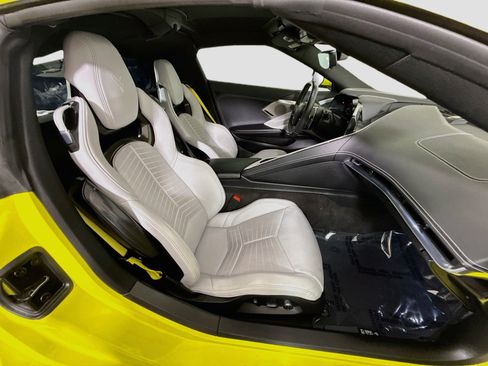 Used 2020 Chevrolet Corvette Stingray Preferred Cpe w/ 2LT Preferred Equipment Group RWD image 25