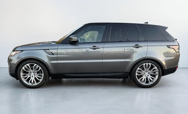 Used 2017 Land Rover Range Rover Sport HSE AWD/4WD image 3