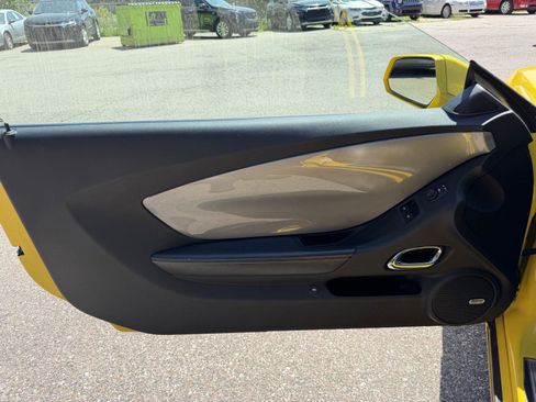 Used 2010 Chevrolet Camaro SS w/ RS Package RWD image 10