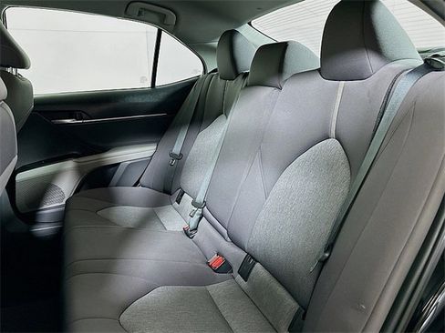 Used 2024 Toyota Camry LE image 20