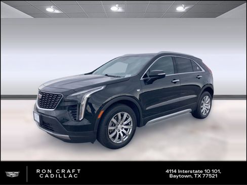 Used 2023 Cadillac XT4 Premium Luxury image 1